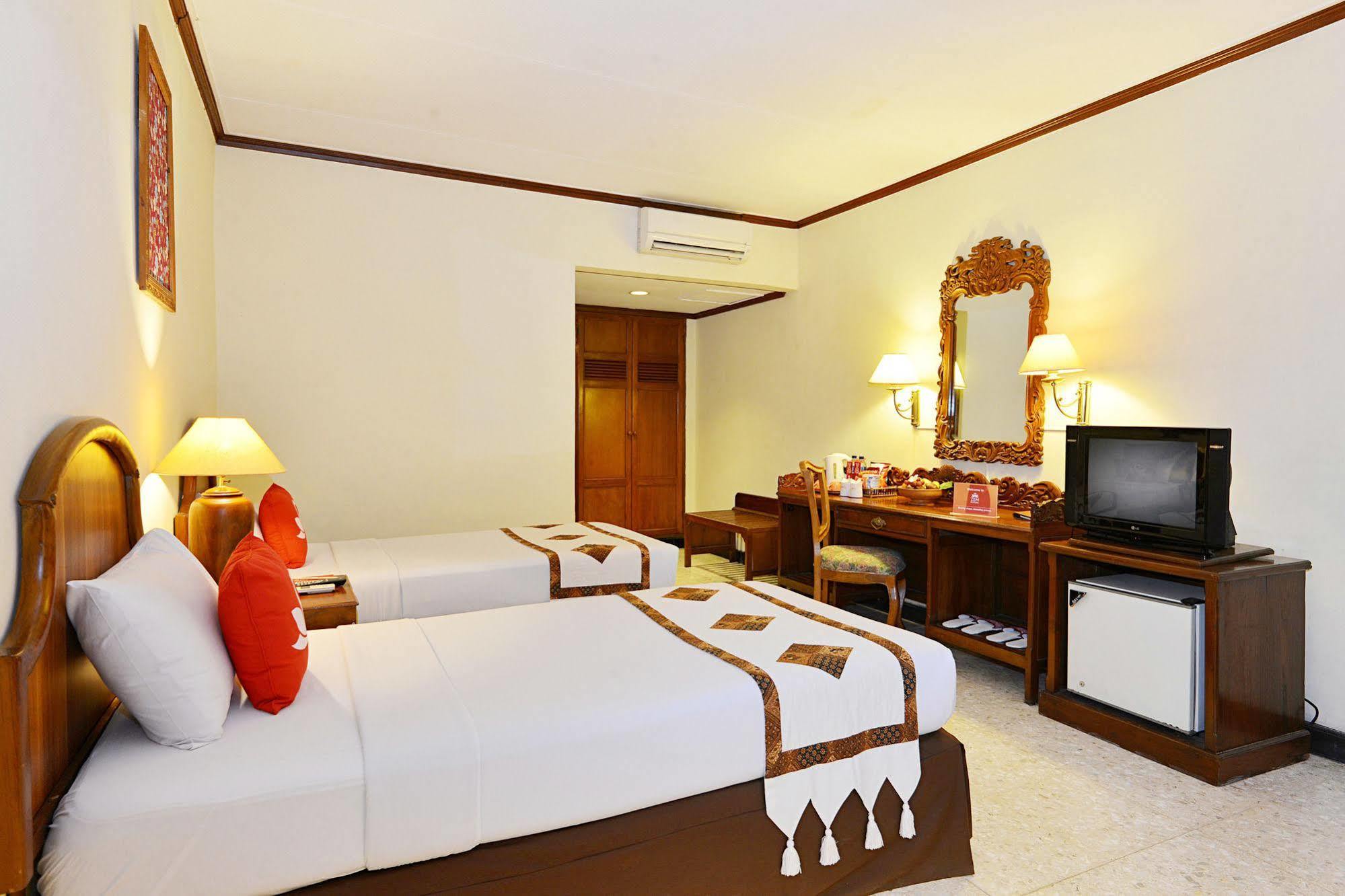 Zen Rooms Jogja Cendrawasih Pakualaman Exteriör bild